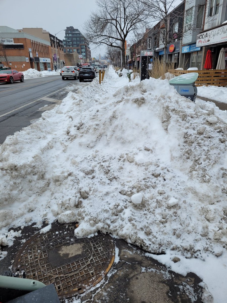 Dave Edwards 🇨🇦 (@davelikesbikes) on Twitter photo Danforth bike lane SEVEN DAYS after snow (Danforth and Linsmore)
What's the plan <a href="/311Toronto/">311 Toronto</a> <a href="/PaulaFletcherTO/">Paula Fletcher</a> @TO_WinterOps? Danforth bike lane SEVEN DAYS after snow (Danforth and Linsmore)
What's the plan <a href="/311Toronto/">311 Toronto</a> <a href="/PaulaFletcherTO/">Paula Fletcher</a> @TO_WinterOps?