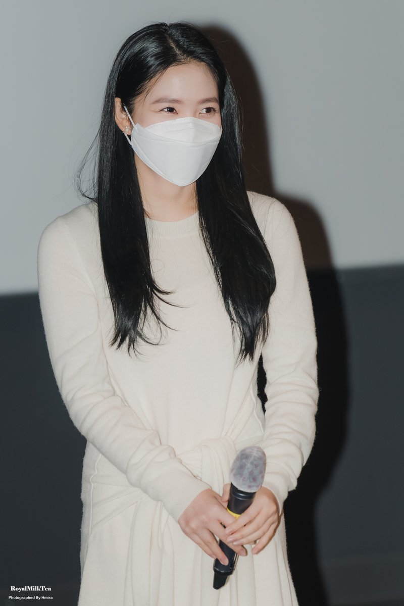 RMilkTea0117's tweet photo. 22.1.23. 김예림(레드벨벳 예리 Red Velvet YERI) - 영화 블루버스데이 무대인사 / CGV 용산아이파크몰
@RVsmtown #김예림 #예리 #레드벨벳예리 #레드벨벳 #redvelvet #redvelvetyeri #영화블루버스데이 #블루버스데이 #블루버스데이무대인사 #무대인사 #CGV #CGV용산 https://t.co/qMhrBnMcj0