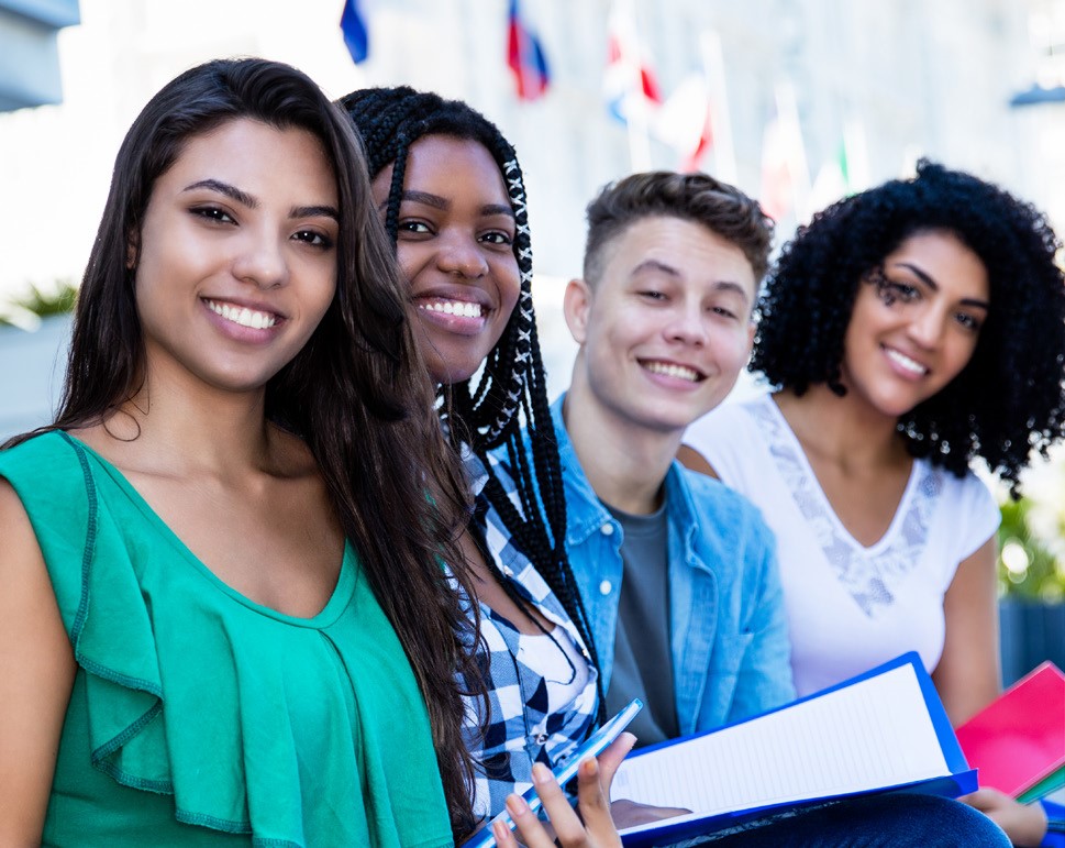 Are you covered? Student Health Insurance Plan spring enrollment period ends 2/9/22. Enroll at utep.myahpcare.com 
¿Estás cubierto? Plan de Seguro Médico para Estudiantes período de inscripción de primavera termina el 2/9/22. Inscribirse en utep.myahpcare.com