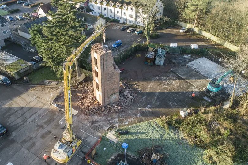 Well-known Whitchurch Fire Station training tower in Cardiff demolished

bit.ly/3rHIbJ3
