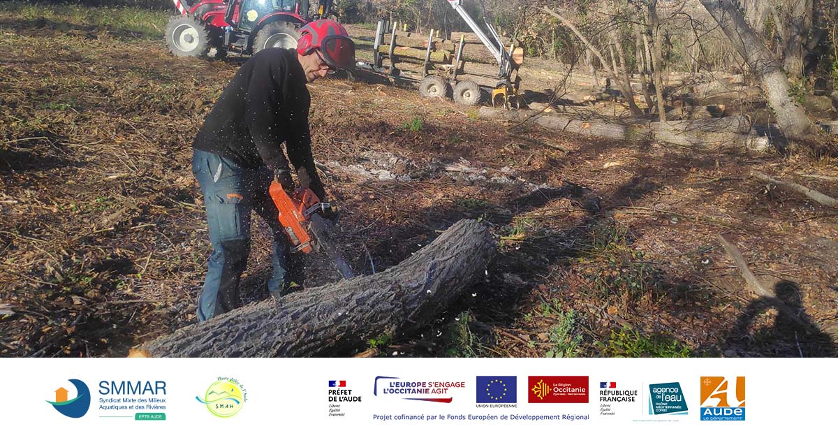 smmar_aude's tweet photo. ACTION | Les interventions reprennent du service sur le #Limouxin sur le ruisseau de St Polycarpe et le rec du Ribigieux pour l'équipe en régie du Syndicat de rivières  de la Haute Vallée de l'#Aude : +5km de cours d’#eau traités, 80M3 de bois coupé &amp; revaloriser en pâte à papier https://t.co/4D3sbQP1Ol