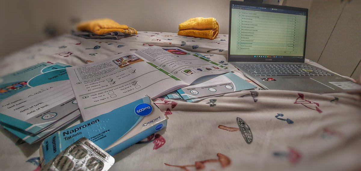 DaydreamAstro's tweet photo. A summary of my evening to come, all in one snapshot 

😣✍📝💊

#teachertwitter #Sciatica #TrappedNerve #Tests #Marking #Data #NFER https://t.co/jz74226oL5