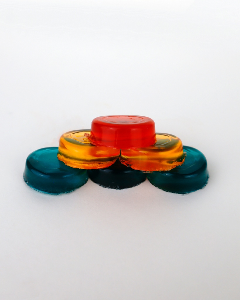 PureExtracts_CA's tweet photo. From blue raspberry CBD, to mango + cinnamon THC, indulge in our colourful, chewy, and delicious #PureChews 🌈 Each flavour comes in it's own blister pack of five gummies 🌟 
#pureextractscorp #cannabis #cannabisgummies https://t.co/wqMdnva1ae
