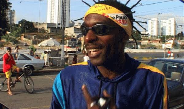 Hoje fazem exatamente 19 anos que Sabotage nos deixou. O rapper foi assassinado no dia 24 de janeiro de 2003. Esteja em um bom lugar Maestro do Canão 🕊🖤