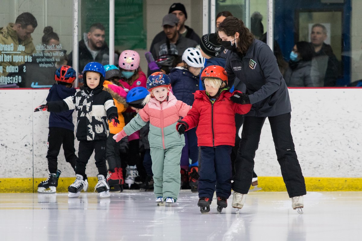 We had over 100 new skaters come out for our Try Skating For Free event yesterday! Thanks to all who attended and to all who helped make it happen!

#NationalSkatingMonth