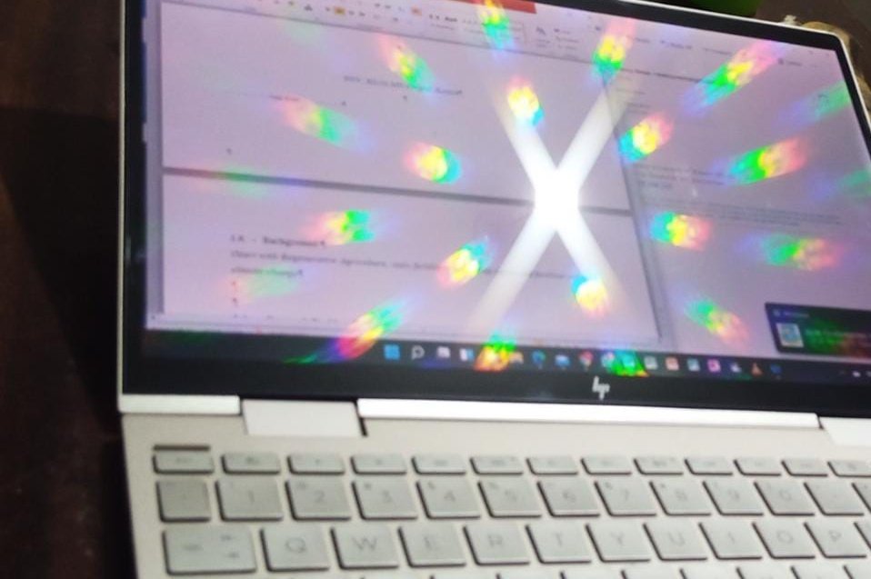 GreenScoreLine's tweet image. Rainbows on our Laptop, but how?
#GreenScore Loading....
#GreenFarms #GreenVersities #GreenCities