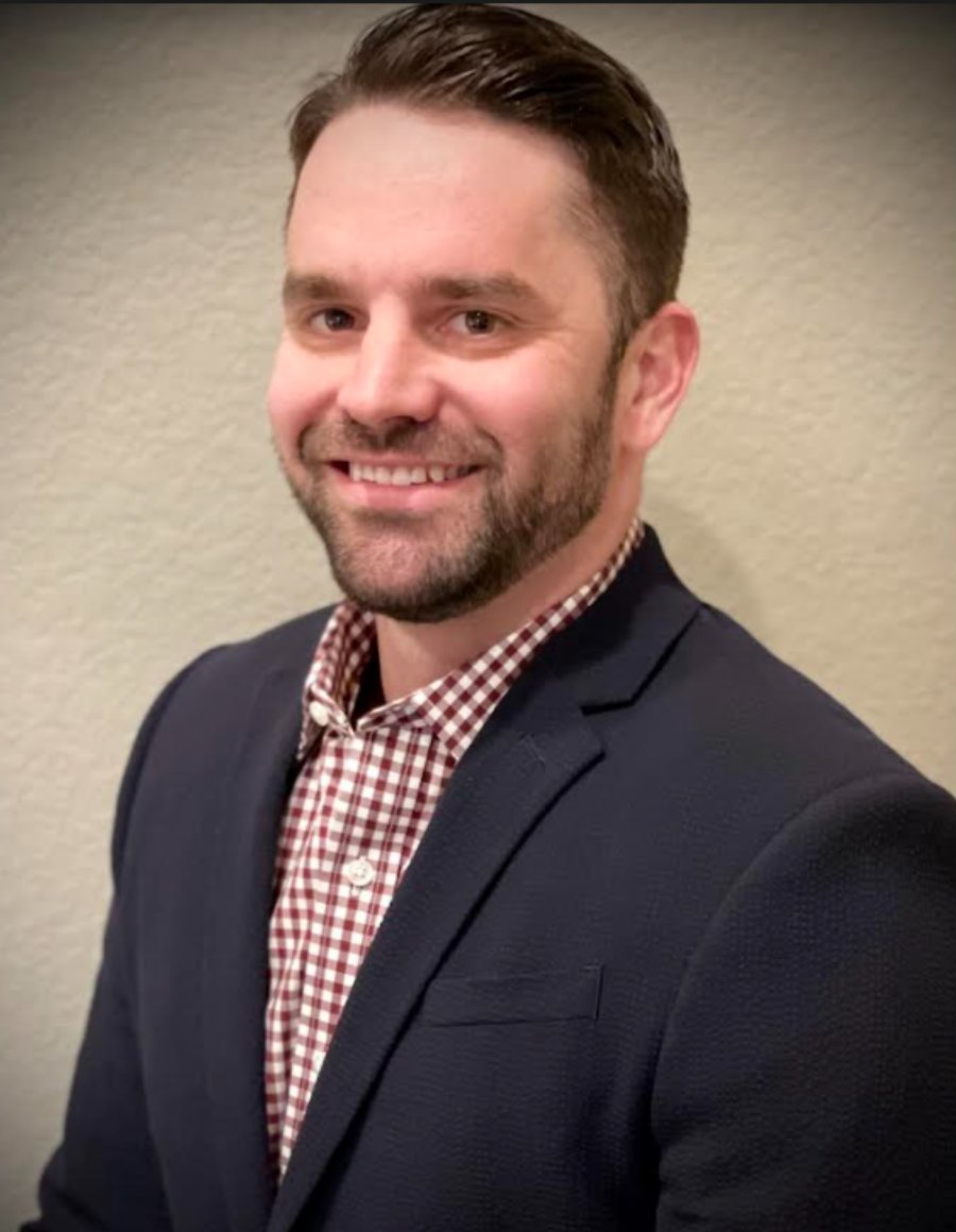 Jake Griedl has been selected as Bastrop High School’s new athletic coordinator and head football coach. To read the complete story, visit shorturl.at/axNW8. 
#WeareBISD #BastropHS #GoBears
