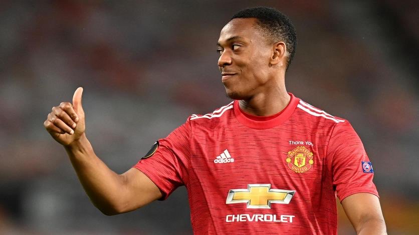 FichajeGoleador's tweet photo. 🚨 ÚLTIMA HORA | 🇫🇷 Anthony Martial esta cerca de ser nuevo jugador del 🇪🇸 Sevilla. El futbolista aceptó bajarse su salario. Solo resta el último OK por parte del 🏴󠁧󠁢󠁥󠁮󠁧󠁿 Manchester United. OJITO. 🔥⏳ #FichajesFG

via @MatteMoretto (🌕) https://t.co/xPnFAK6uLc