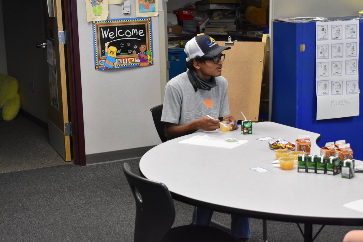 seaofamerica's tweet photo. Meet Eli and Colson!
Two students currently attending the Kittitas school district. Both Eli and Colson are true success stories in Kittitas. Working side by side in the Kittitas Special Education department they have shared their journey together.  https://t.co/wxo7hVghgw https://t.co/QIZBCl6w69