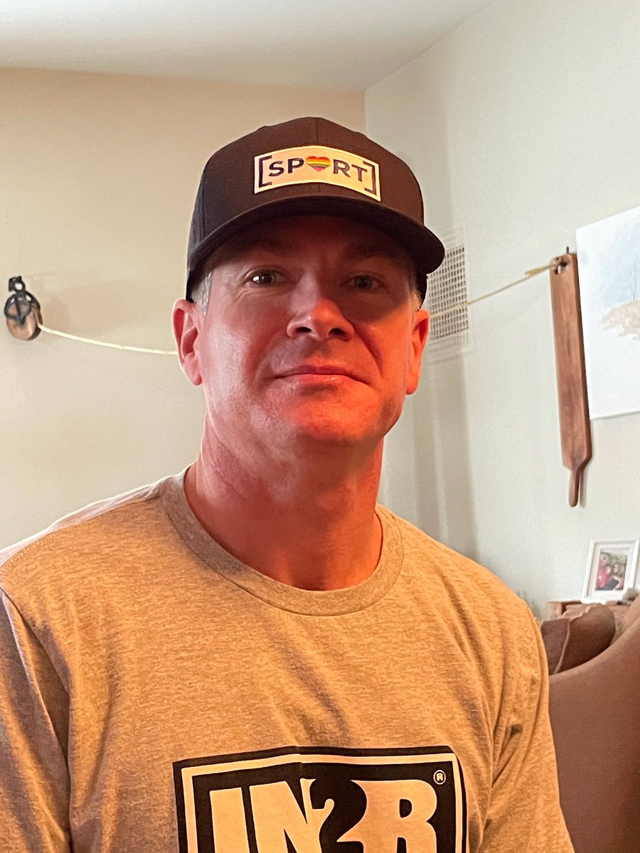 sportarainbow's tweet photo. Congratulations @dangotoole on your new podcast #boomsies thank you for taking the @sportarainbow pledge ππ»ππ»#istand4inclusion #takethepledge #rockinthehat https://t.co/9smZ6WM5Es