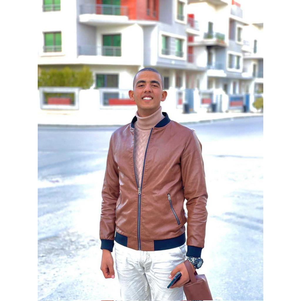 FodaaAhmed's tweet photo. أنا بخيّر لأني وثقت بنفسي .."♥️ https://t.co/VMYwIO0UtQ