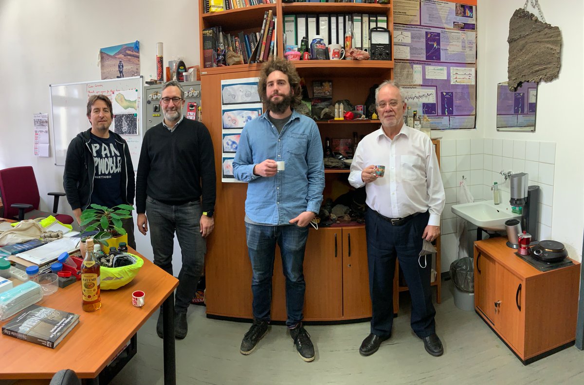 LMU Volcanology tweet media