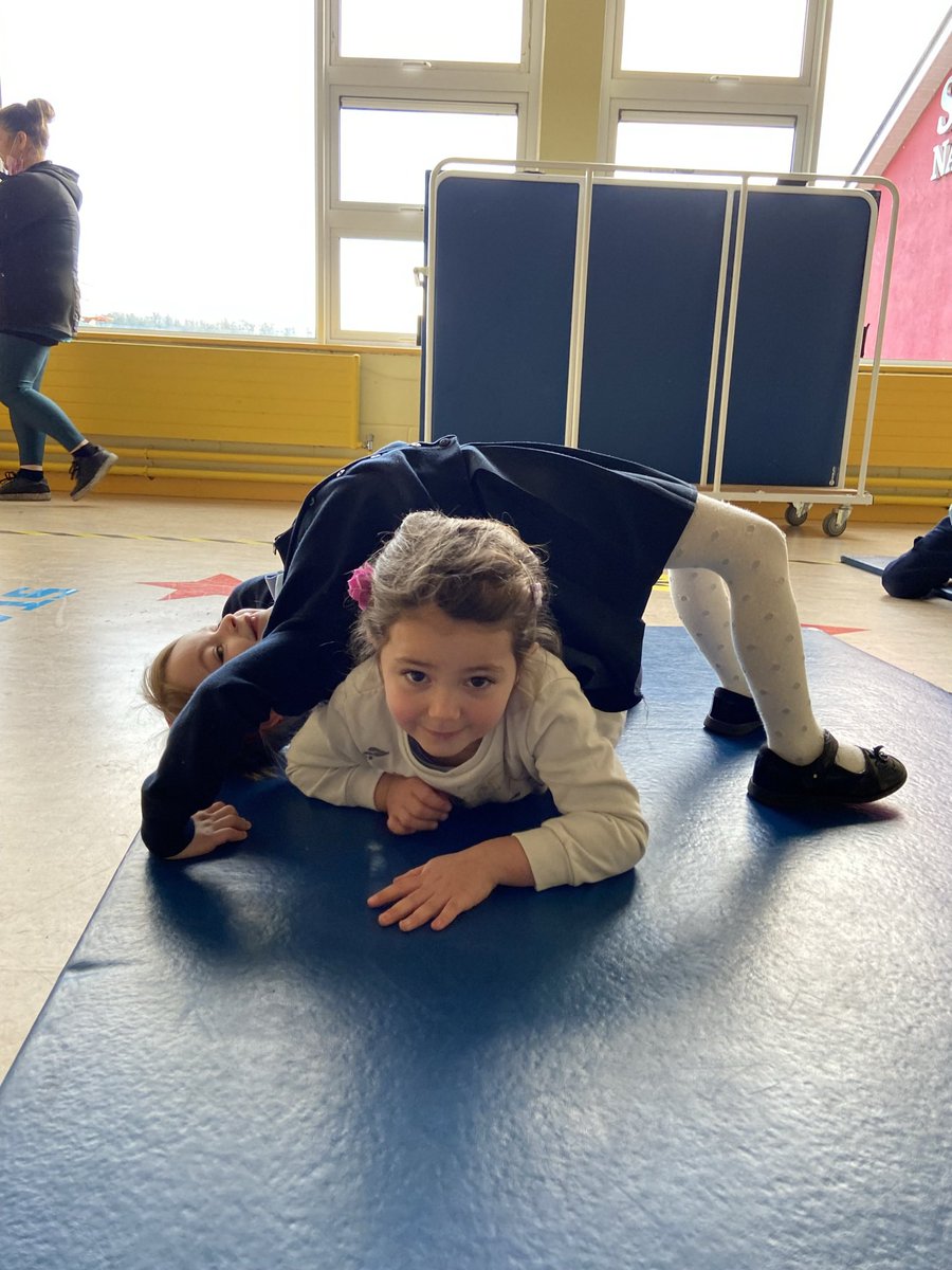 kilmanaghns's tweet photo. Balance Bridges- Junior Infants are working their muscles hard while having lots of fun during Gymnastics these days. #fitness #juniorinfants #exploringtechniques @PDSTpe https://t.co/ulqQcGXTiI
