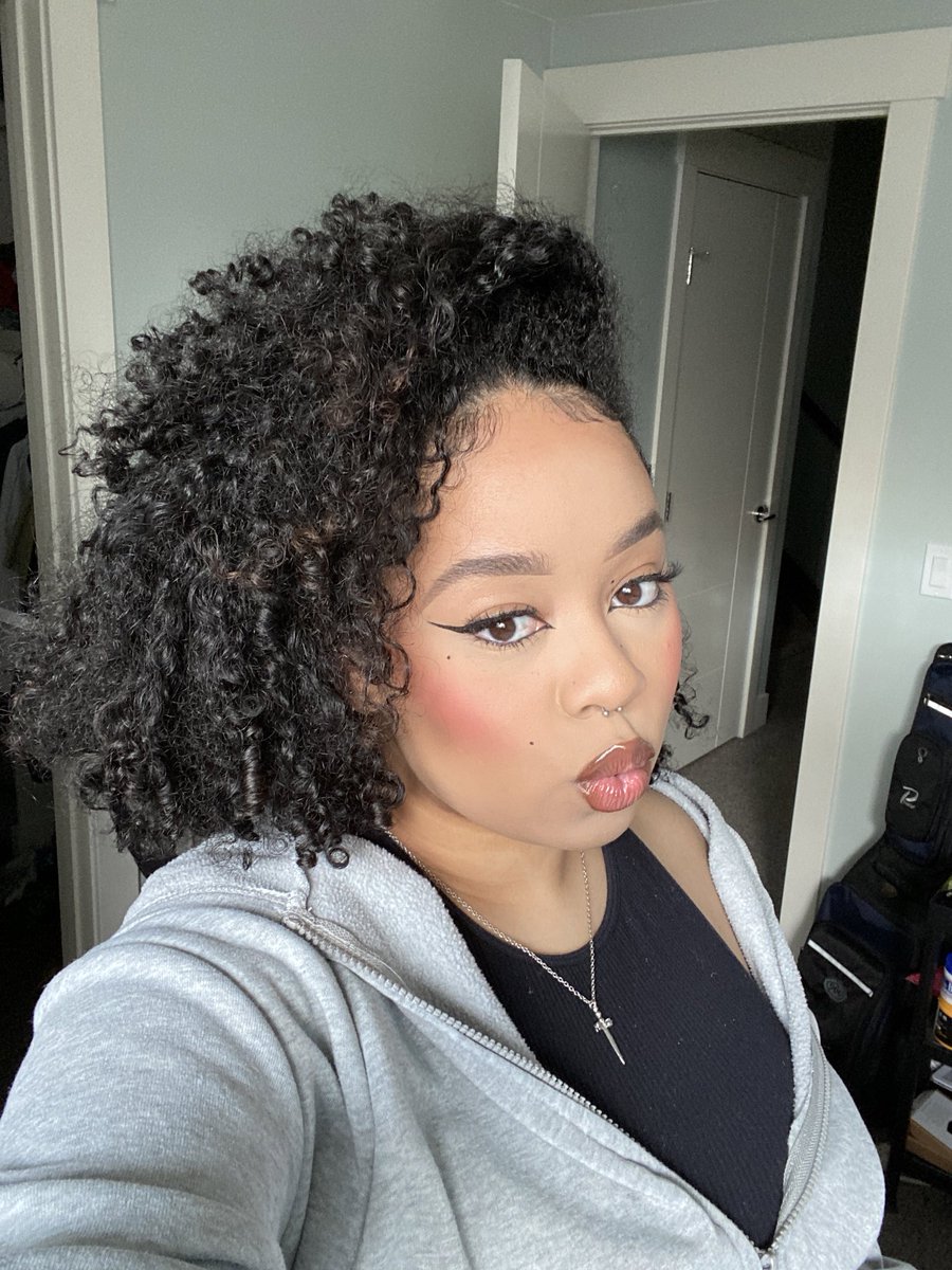 LEMYNAID's tweet image. hi hi! stream is live —

back into Tomb Raider today!

twitch.tv/LEMYNAID