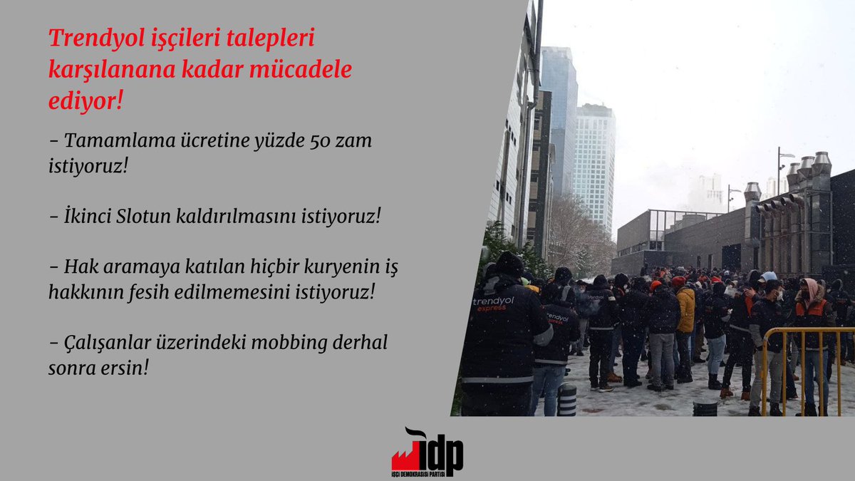 idpgenelmerkezi's tweet photo. Trendyol işçileri talepleri karşılanana dek kontak açmıyor, dağıtıma çıkmıyor!

Güvencesiz çalışmaya, sefalet ücretine, mobbinge son!

Trendyol işçilerinin talep ve mücadelelerinin yanındayız!

#TrendyolKuryeZam https://t.co/6jU5RkkDsh