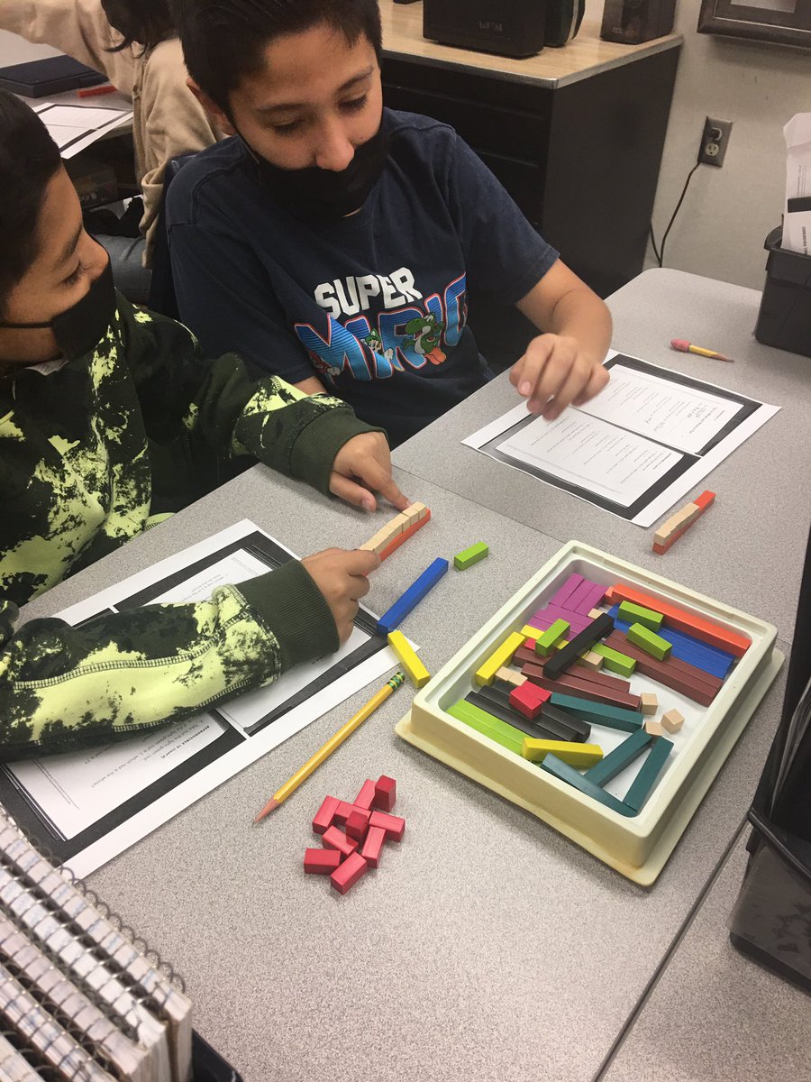 LauraBehrens5's tweet photo. Manipulative Monday…fraction discovery using Cuisenaire Rods #jmajags https://t.co/uuxEoWCbp9
