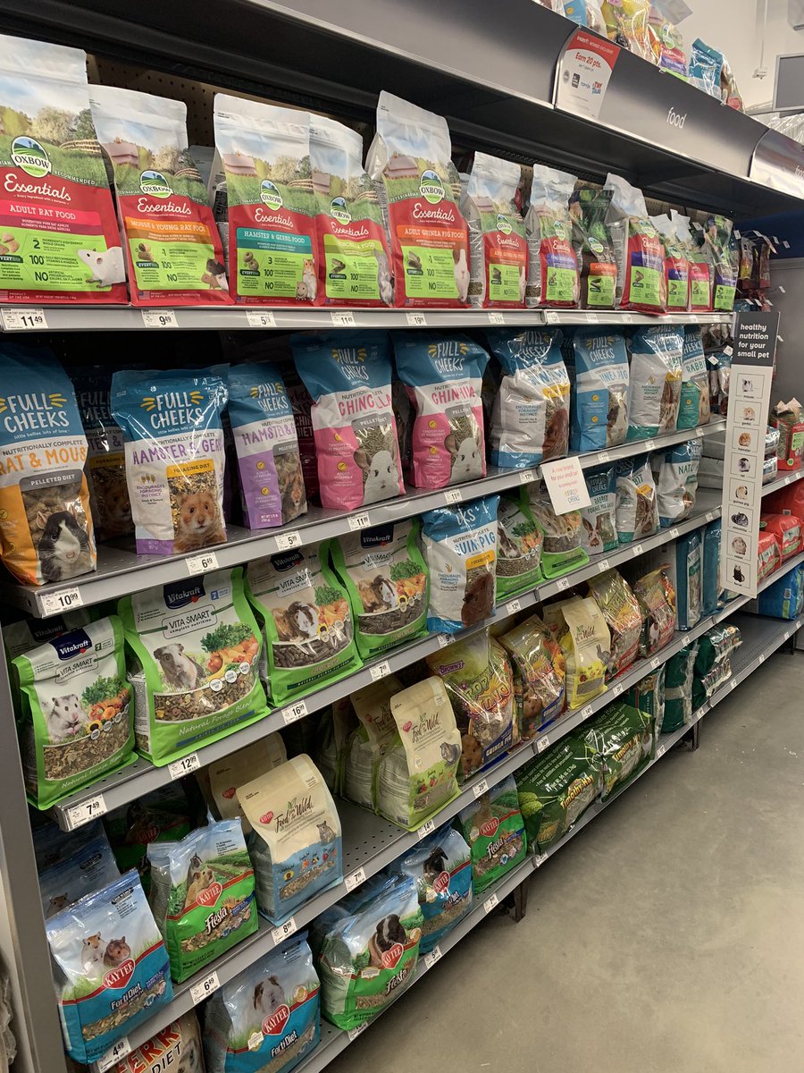 ericsterchi's tweet photo. Beautiful @PetSmart store in St Petersburg, FL. Great job store team #2771 and Assistant Store Leader Amanda controlling what you can control and taking care of Pet Parents with the new small animal brand launch of “Full Cheeks” #AnythingForPets #Petsmart #FullCheeks https://t.co/2EGNOsdsb0