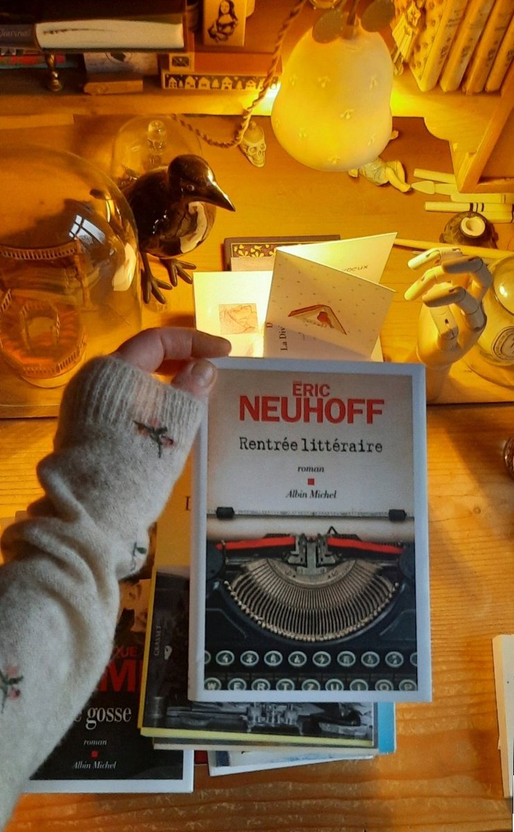 nickydepasse's tweet photo. Et hop, le livre de ma prochaine interview
@AlbinMichel @EricNeuhoff1 #ericneuhoff https://t.co/jeujwECo1E