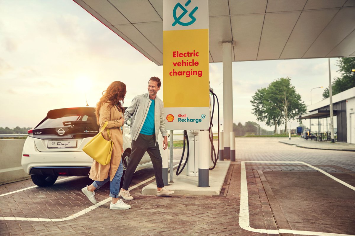 As we have announced 📢, we are adopting a new name, but our commitment remains the same, to you, to the world. This unification enables us to focus more than never on driving a low carbon future together. Here is to plugging into the electric future. hubs.ly/Q012BK7p0