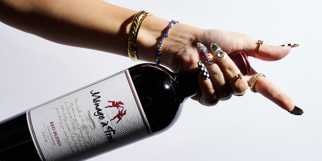 Ménage à Trois Wines tweet media
