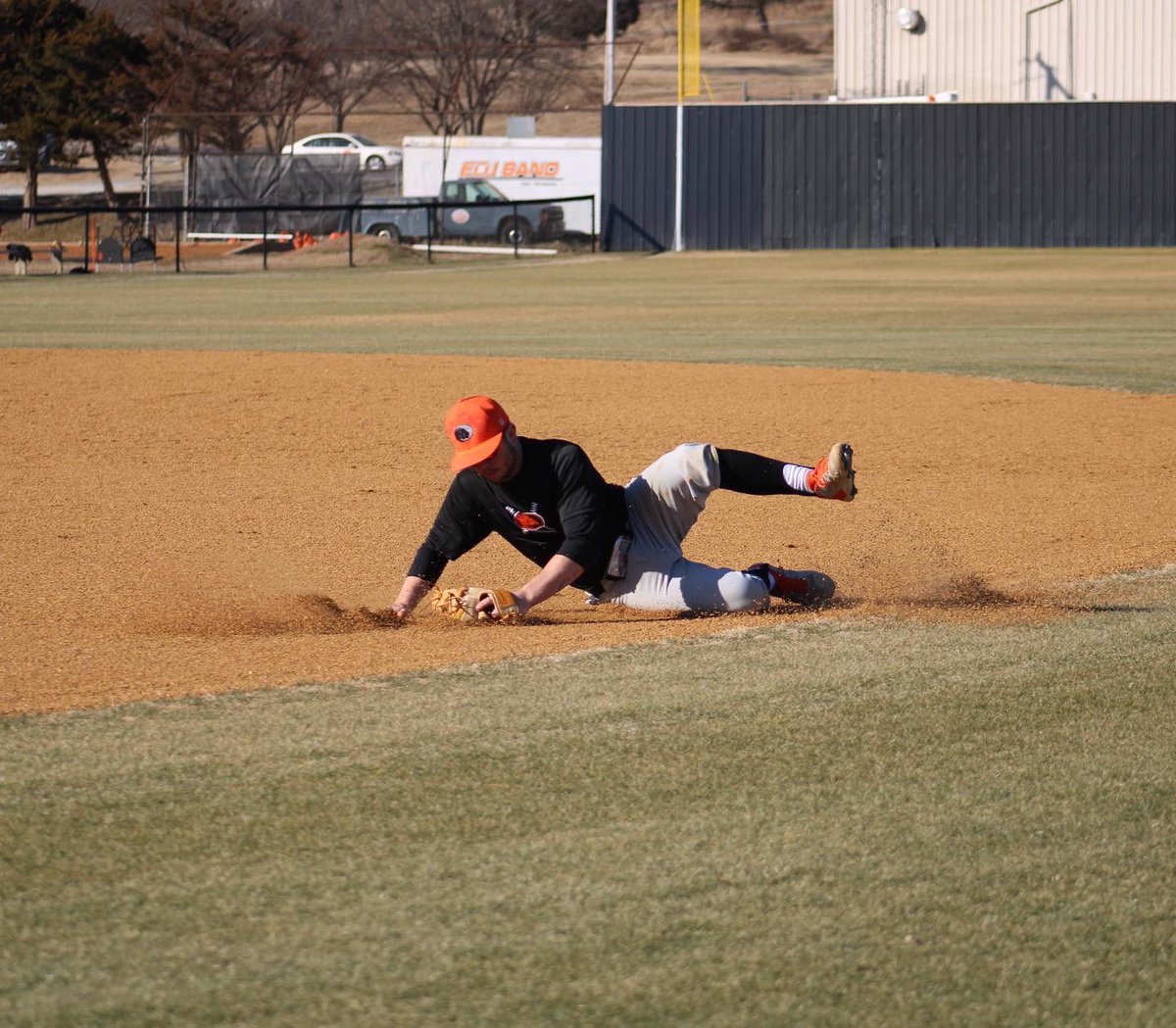 ECUTigersBSB's tweet photo. 11 more days!! Wearing #11 is Tanner Collins! Tanner is an infielder from Dale, Oklahoma! His favorite baseball team is the Los Angeles Dodgers! His favorite memory is winning the State Championship! https://t.co/o3RP9cn7Vg