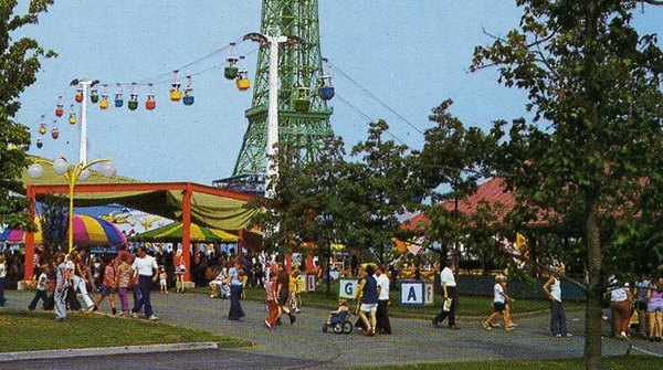 As we approach the 50th Anniversary of Kings Island, we want to hear from those who visited in the 1970’s, 1980’s and 1990’s and what memories, photos and videos you have with the park. Share your memories: bit.ly/3AssNEg #KingsIsland