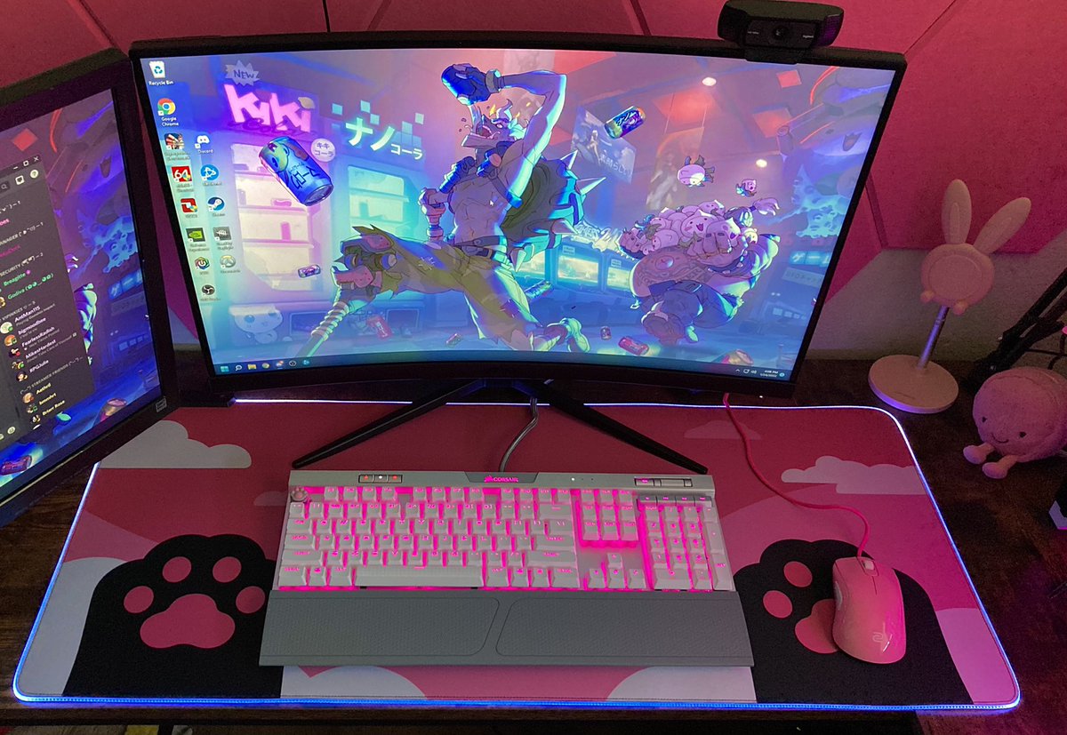 erinfps420's tweet photo. My new mousepad arrived today! 💗 https://t.co/4XwYs7V09P