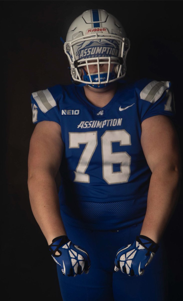 mikevolt_44's tweet photo. #AGTG After a great conversation with @CoachWoody2 I am honored to receive a scholarship offer to @AssumptionFB 
@CoachMcKenzie17 @CoachCorc70 @CoachBKelly @_CoachRossi 
@StAnthonysFB https://t.co/9rfSQYmIPQ