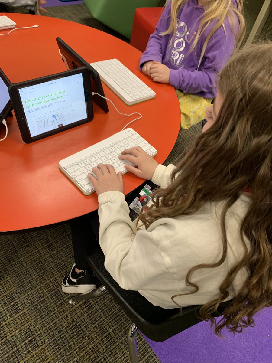 mrsbeardain's tweet photo. These second graders were excited to start developing their typing skills this morning in @MrsMeadows86’s #iLab. #SAiL #K2CanToo #WEpirates https://t.co/dlvakntYWS