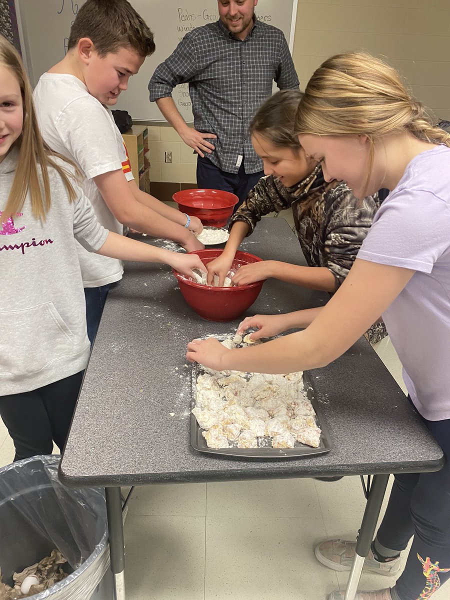 Jamie Moore tweet media