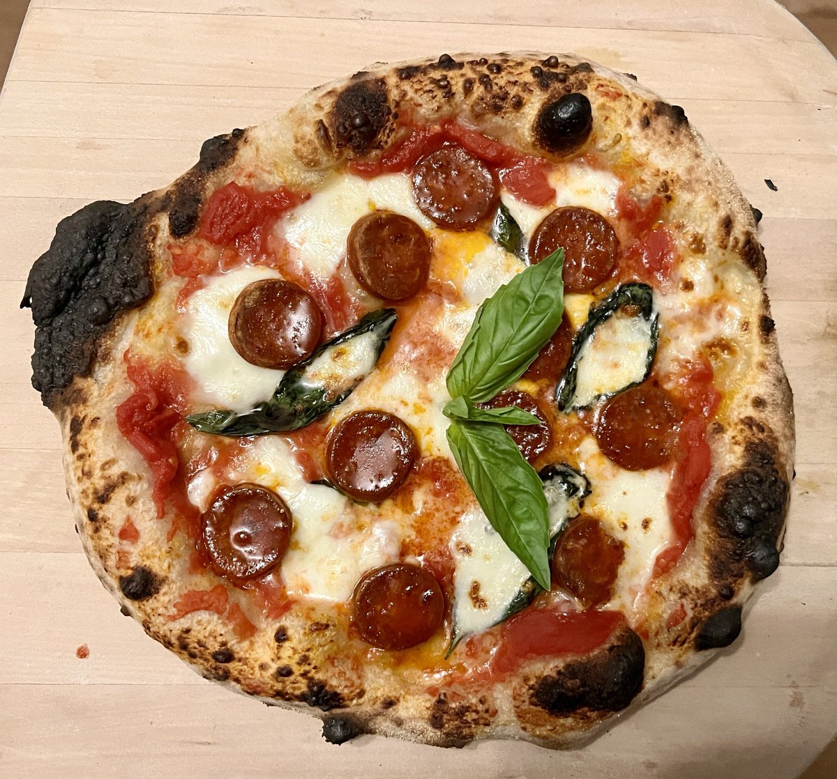 65% 72hr cold ferment. Stone was a bit hot and the base was harder than the cornicione.: submitted by  /u/Phil-Brews  
 [link] [comments] dlvr.it/SHkm0p