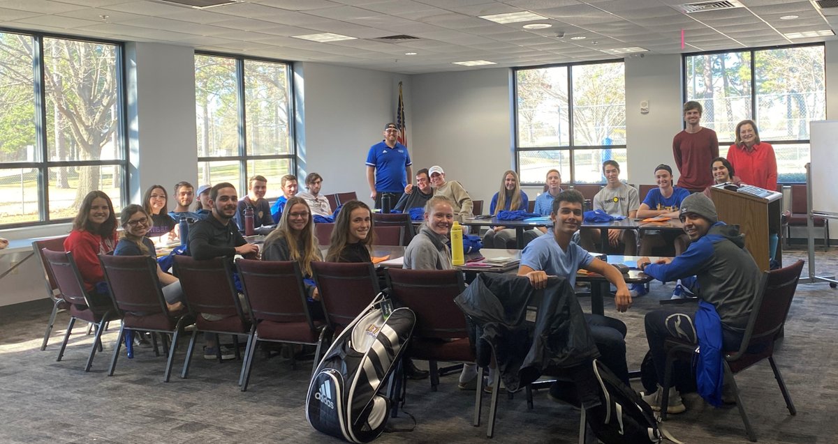 First Team Meeting for 2022! Getting  ready for a strong season!!
#FearTheSting  #LETUTennis #WeAreCollegeTennis