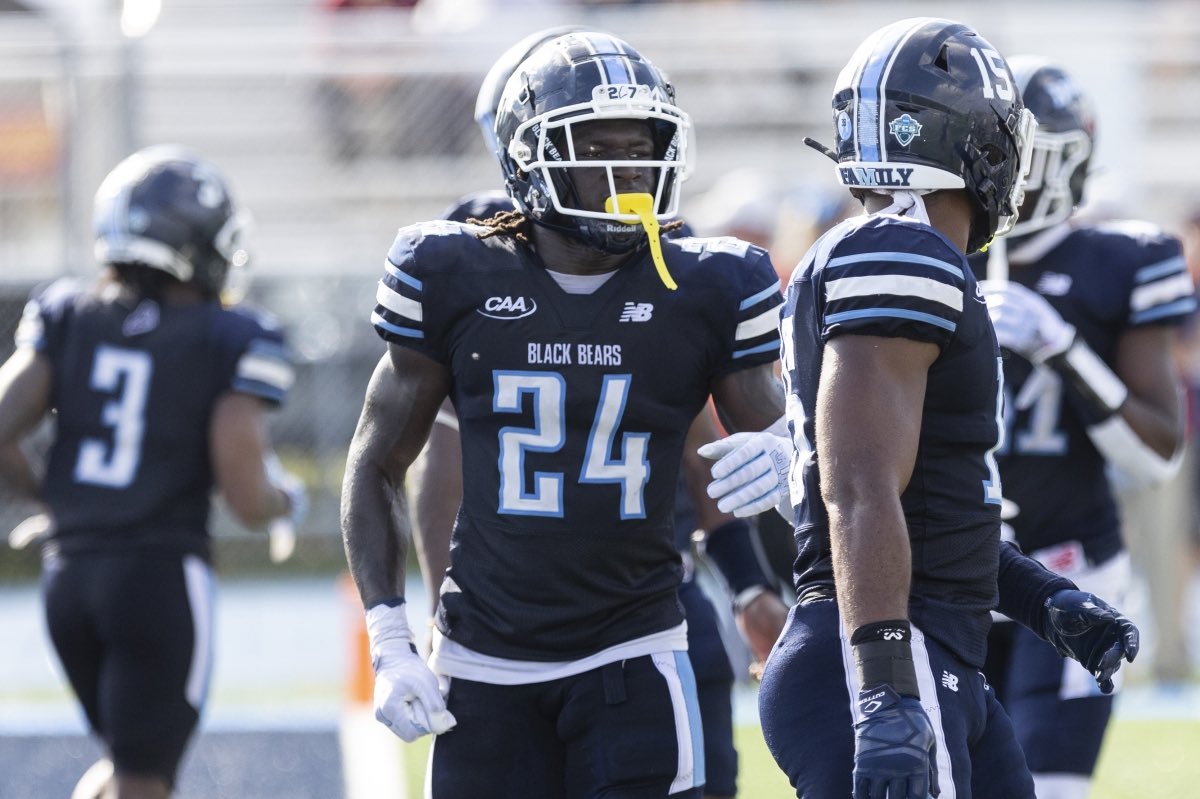 jaylenzlong's tweet photo. After a great conversation with @Coach_Araujo I am blessed to say I have received my first division 1 offer from the University of Maine ! @Mikahael_Waters @DDykemanXFL @Coach_Mehleisen @BrianDohn247 https://t.co/RbSTjISIIQ