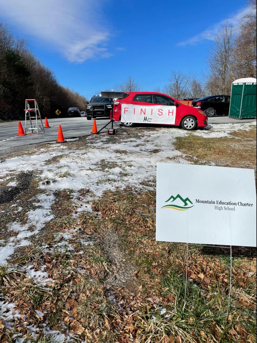 ed_mountain's tweet photo. This is "one of the toughest races in North America." MECHS was honored to join the finish line for Hogpen Gap Hill Climb, an 11-mile uphill race, in the "Braggin' Wagon," our food truck for community outreach and praising student growth, where we served hot drinks to the runners https://t.co/1t12cB7HtE