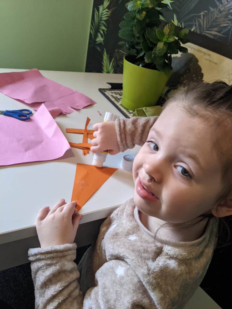 Scarlett enjoyed her first time using scissors to cut out her shapes for this weeks home learning Activity <a href="/HalsneadNursery/">HalsneadNursery</a> <a href="/HoangMrs/">Mrs Hoang</a>
