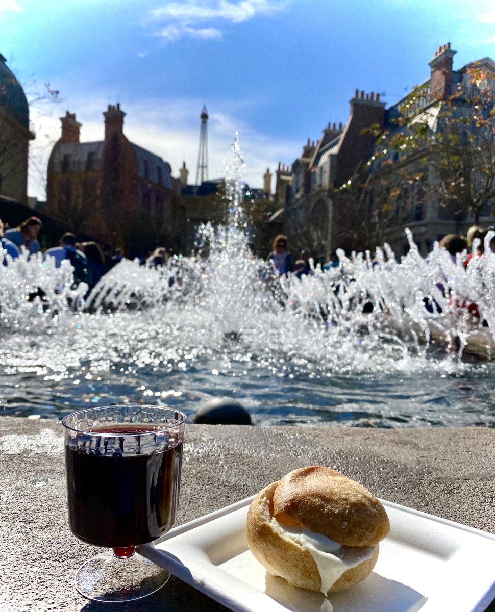 THEDIZWAH's tweet photo. #Epcot #ArtfulEpcot #FestivalOfTheArts https://t.co/LRtbJxtzRZ