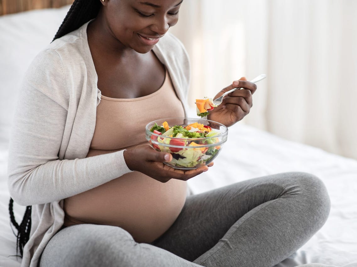 drterrimd's tweet photo. One way to reduce the potential of having a baby with a birth defect is to take folic acid, an essential vitamin that helps our bodies to work properly.
#DrTerri #BirthDefects #BirthDefectsPrevention #BirthDefectsAwareness #pregnant #pregnancy #babybump #maternity https://t.co/Urj7dRE4Fy