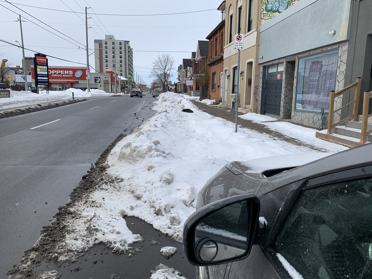 TCArtistMgmnt's tweet photo. Hey @cityofhamilton , if you can find it in your heart to dish out $80 parking tickets during the snow storm of the year, maybe you could get your shit together and actually clear the lane so that it’s usable again? After all, it’s only been a week! #LameCity #Extortion #Hamilton https://t.co/FnKy1rG6CY