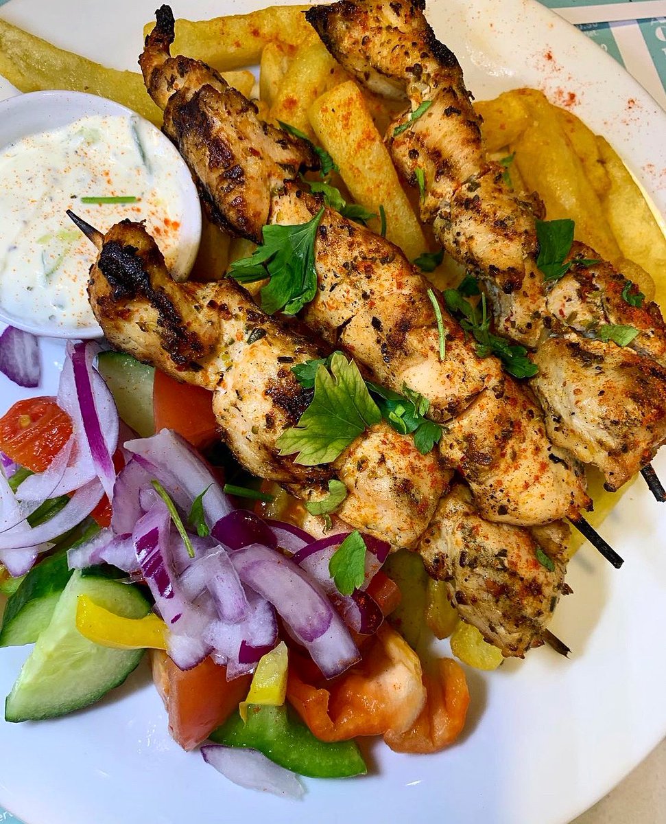 hellenic_eatery's tweet photo. Happy Monday! Have you tasted our chicken skewers? 🍢 They’re packed full of flavour, and all served with salad, chips and a pot of tzatziki dip 😋

#helleniceaterycardiff #greekfood #chickenskewers #cardiff #cardifffood https://t.co/gH7aaGBM96