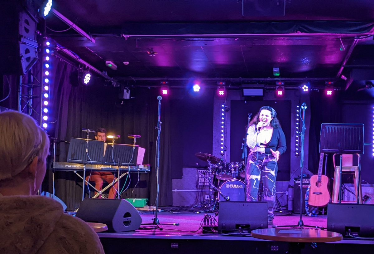PGtipss's tweet photo. #MusicalTheatre @leedsmusicdrama year 3 showcase at @thewardrobeleeds Brilliant talent and here Tuesday to Thursday 7-9pm! Come and see what this lot are up to!
#Leeds #gig #showcase https://t.co/d6BzM37Jyc