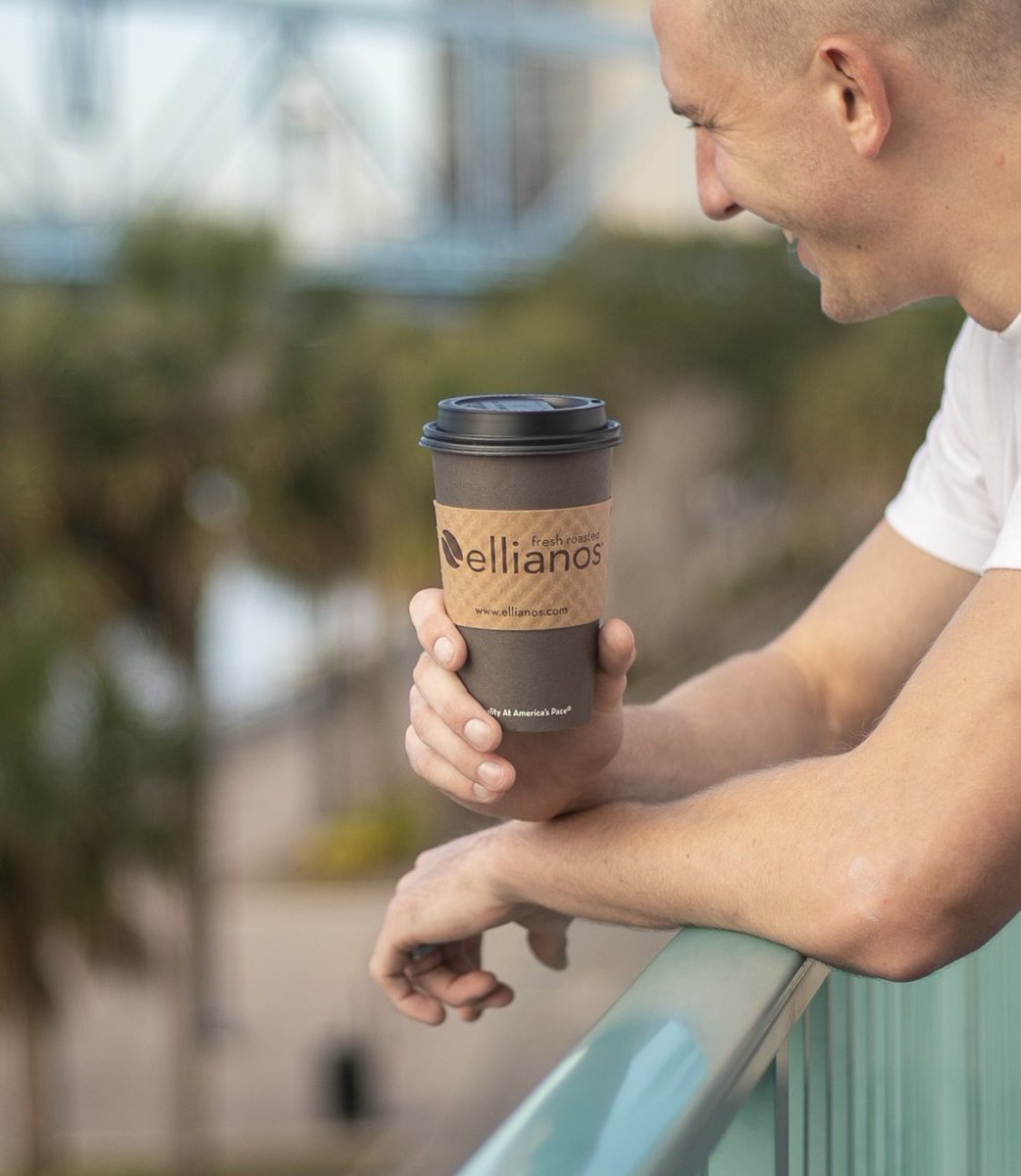 Ellianos's tweet photo. You look good holding an Ellianos cup…🤷‍♀️ #NationalComplimentDay https://t.co/rwKYcZWxsi