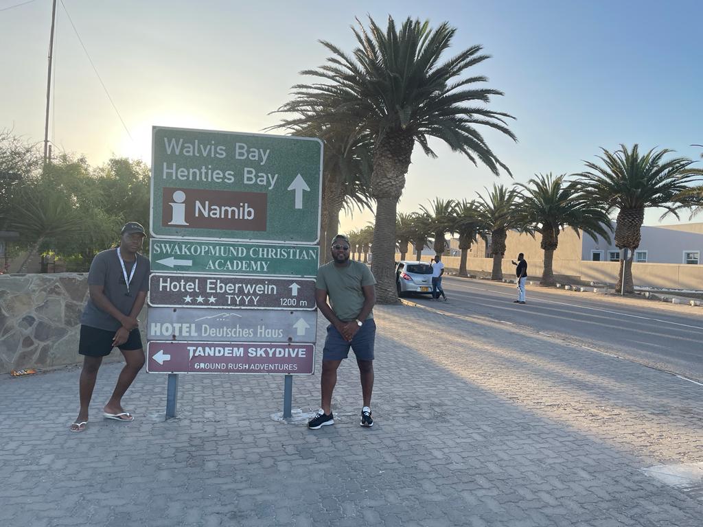 SidesChissaque's tweet photo. Day 1 at Swakomund with @heartbreakelson
🇲🇿🇦🇴🇳🇦
#NamibiaTour https://t.co/Sc2bYgBm2n