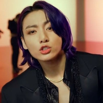 jungoogiepics's tweet photo. sos #JK https://t.co/qXFfJVFWXS