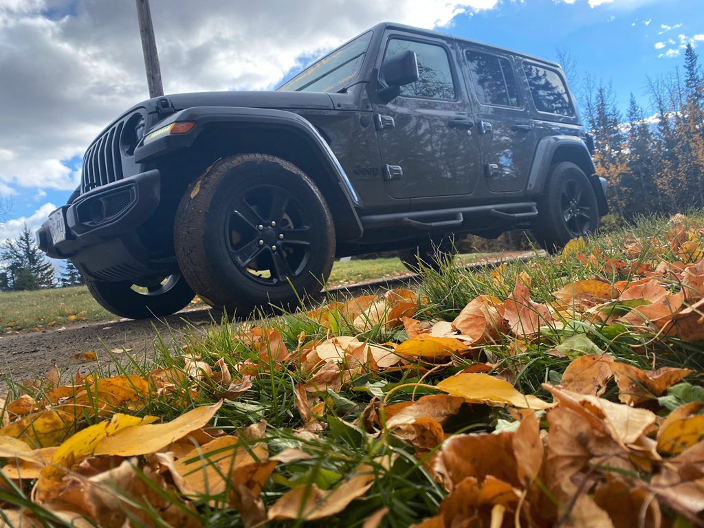 i work hard so my jeep can have a better life ☺️💛 #jeeplifeisthebestlife
