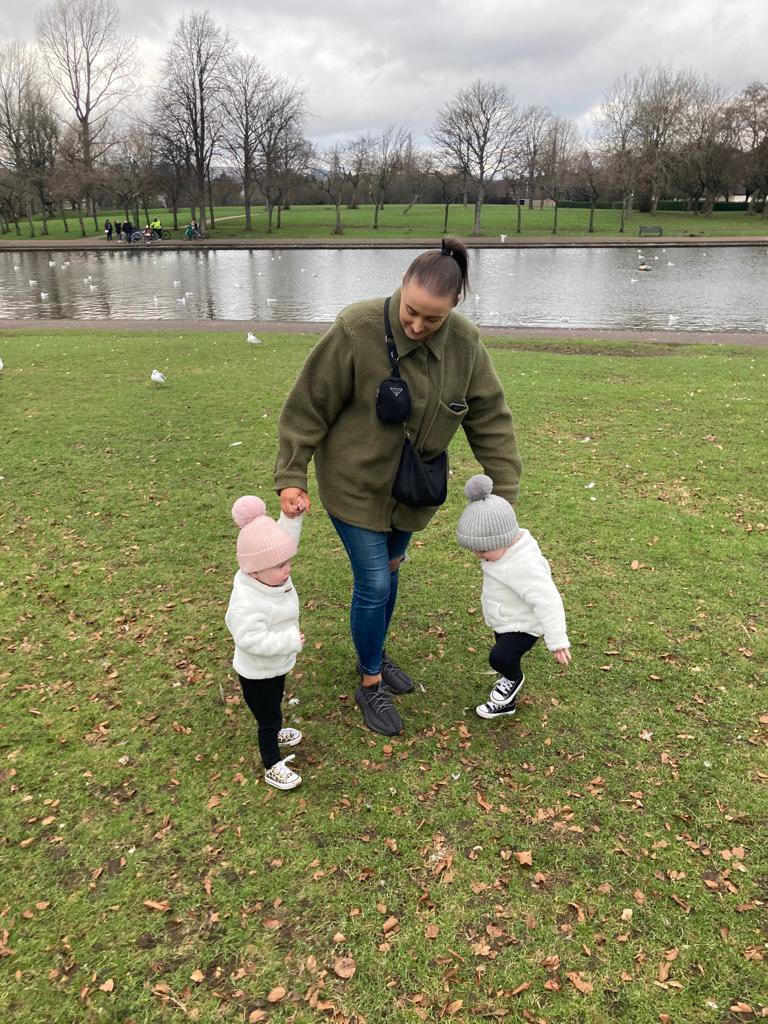 MrsNicolleH's tweet photo. Weekend seeing all the birdies 🤍 .. 

#twinmum #roxandharlow https://t.co/daeeQEtQH8