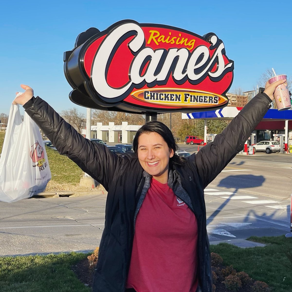 campuslodgecol's tweet image. Have you heard about our Raising Canes special?
Here’s what you need to know: 
1. Let the office know you’d like to renew your lease 
2. Automatically get 20 entries into our FREE SEMESTER of Raising Canes!!!!