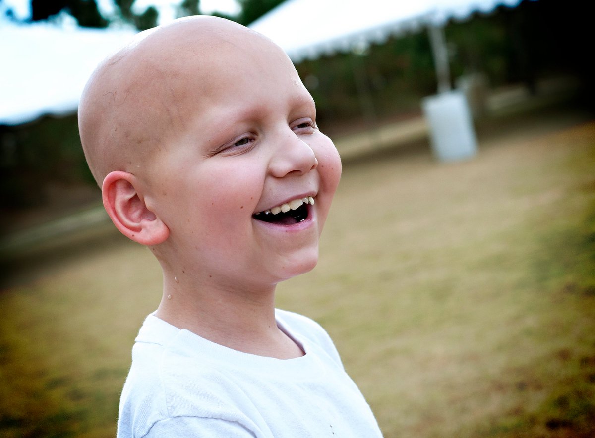RedCross's tweet photo. "We'll forever be grateful for donors that kept our boy in his fight."

Lara lost her son Hans to cancer after a heartbreaking 6-year battle. Now, she uses his 'guiding light' to help other patients who need lifesaving blood: https://t.co/wAIKwzRlXE https://t.co/RPxpylUFfW