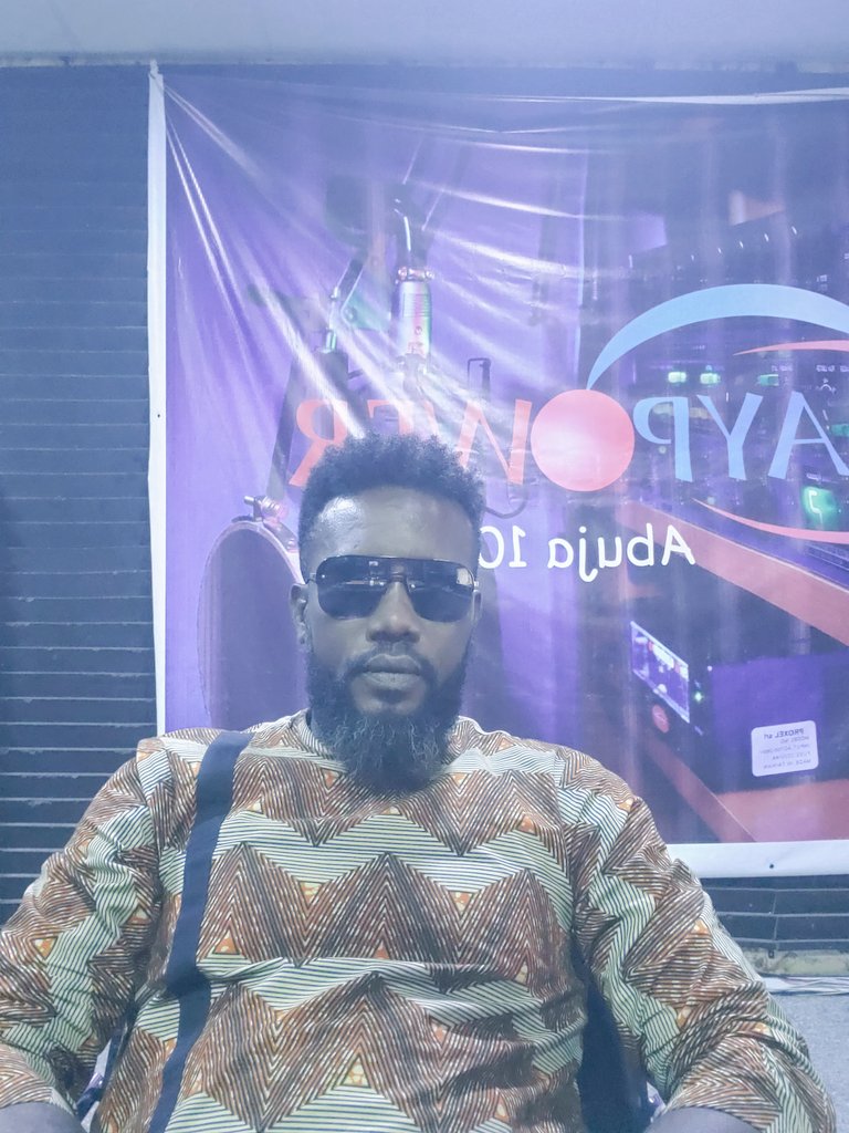 RaypowerAbuja's tweet image. #NowOnAir: Night shift 
 Radio Host: @jamalsparks007 
#SoulSerenade  On @RaypowerAbuja&amp;gt;TuneIn
#MediaGuideNG