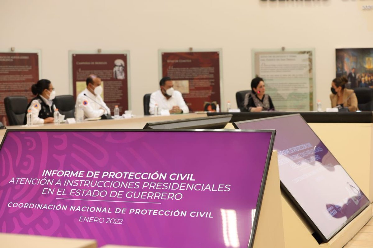 EvelynSalgadoP's tweet photo. Recibimos en #Guerrero a la titular de la @CNPC_MX , @laualzua, con quien damos seguimiento a las instrucciones del Presidente @lopezobrador_ , para brindar el apoyo necesario en las zonas que registraron mayores daños a causa del sismo del pasado 7 de septiembre de 2021. https://t.co/ZlhYxhZwWf