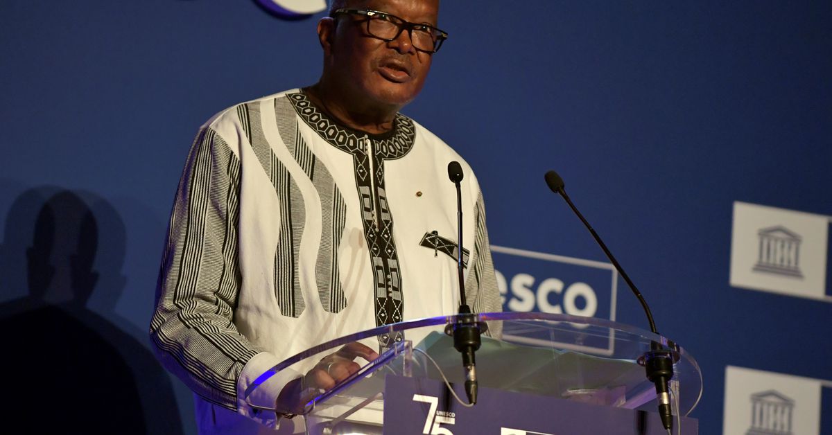 Reuters's tweet image. Burkina Faso President Roch Kabore has resigned -sources reut.rs/3tSycTS